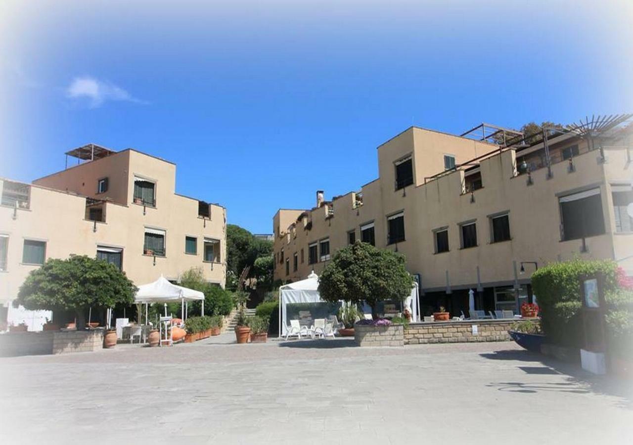 Appartamenti Boboli Punta Ala Bagian luar foto