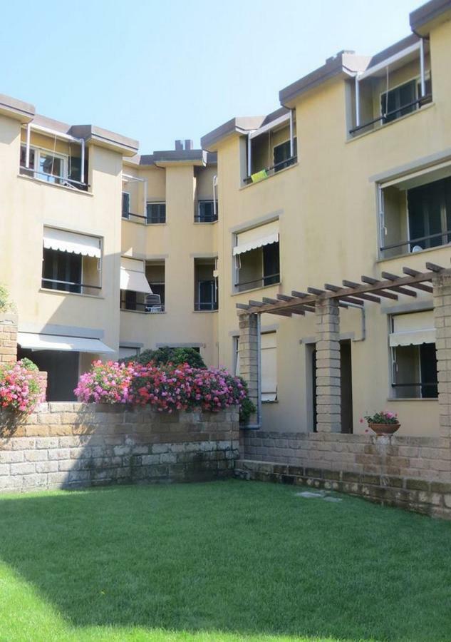 Appartamenti Boboli Punta Ala Bagian luar foto
